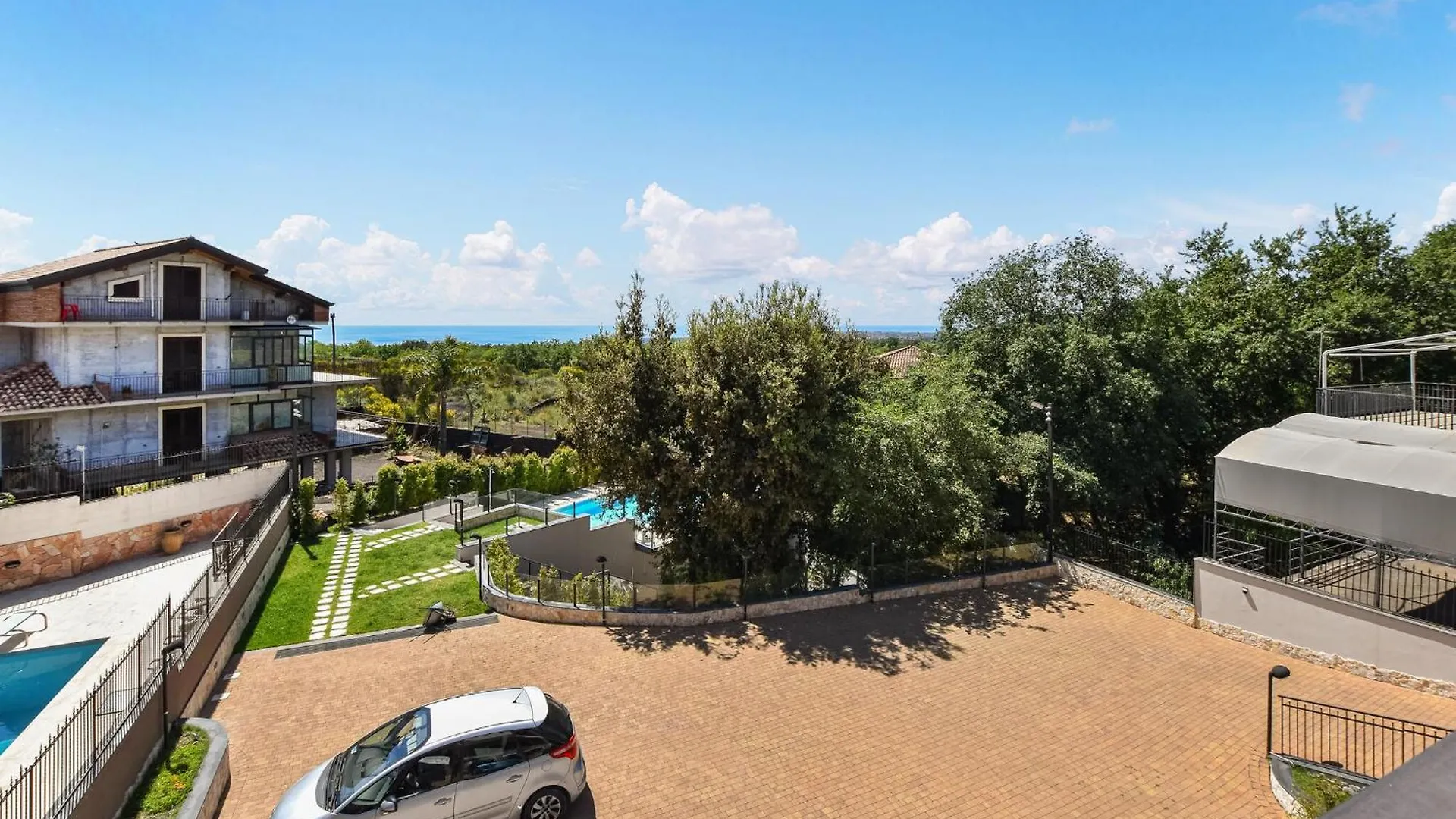 2 Bedroom Beautiful Apartment In Monterosso Fleri Италия