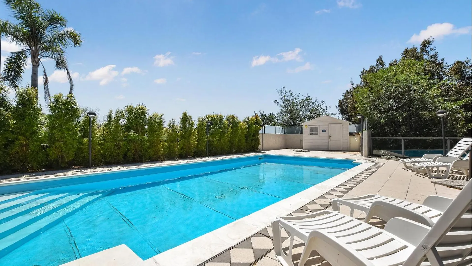 2 Bedroom Beautiful Apartment In Monterosso contacts
