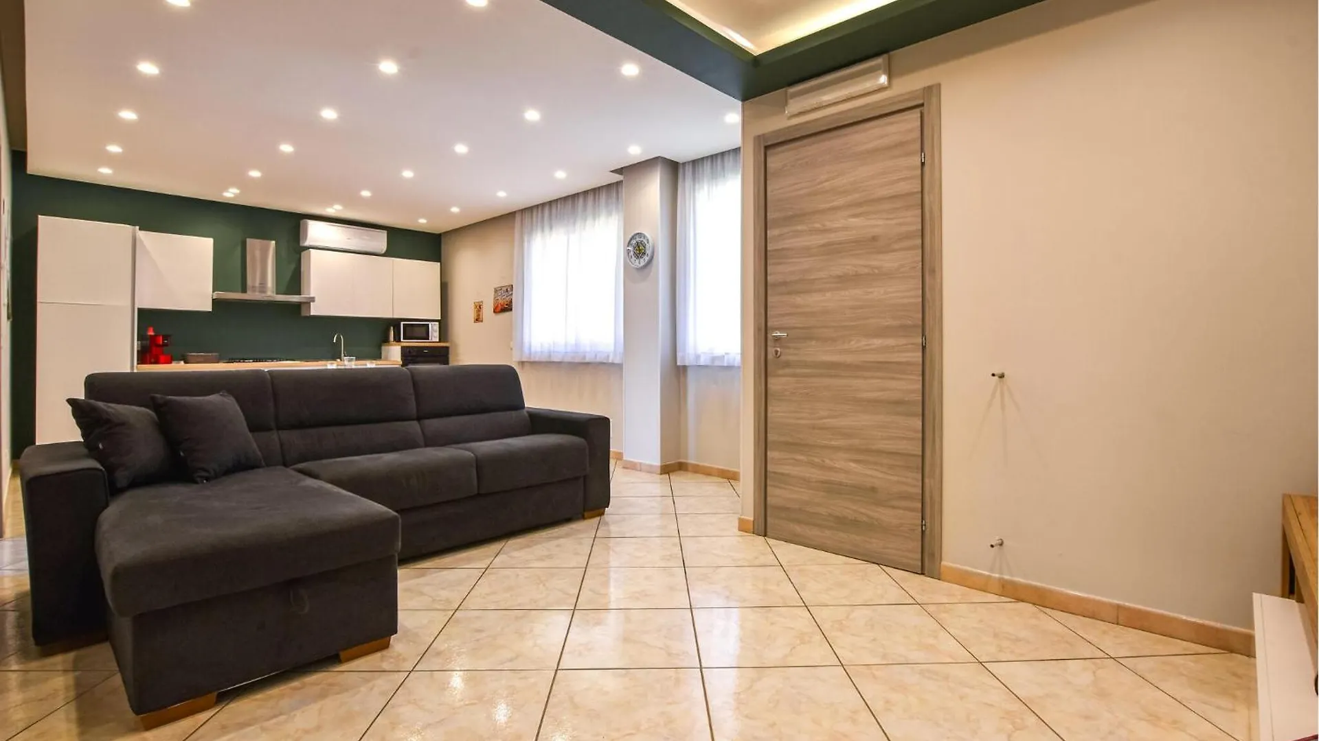 2 Bedroom Beautiful Apartment In Monterosso Fleri Italy